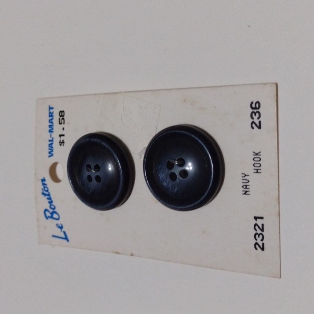 5/$15 Midnight Buttons Le Bouton 2321